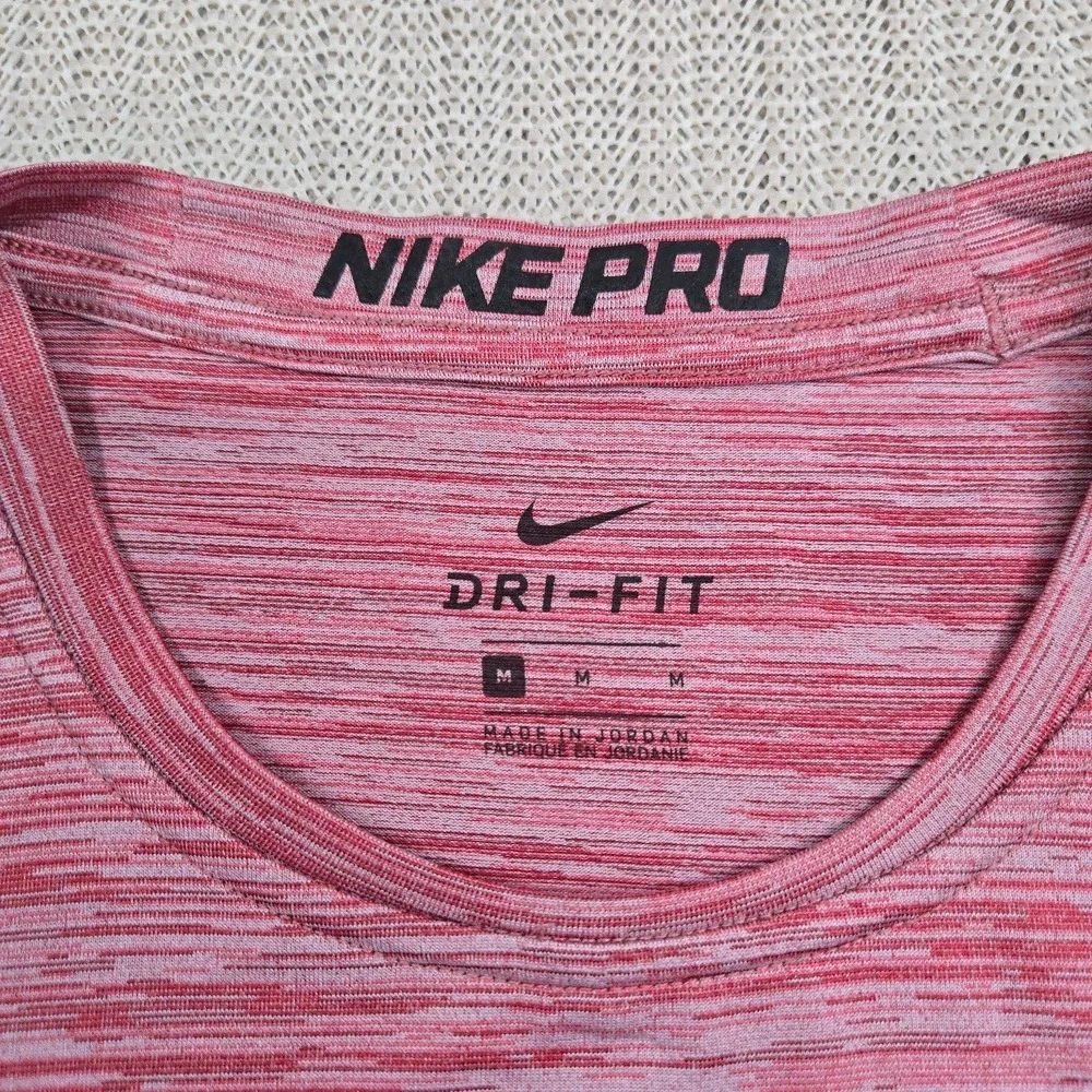 Nike Pro Training Shirt Mens Medium Red Pink Dri-FIT Short Sleeve Athletic Top
